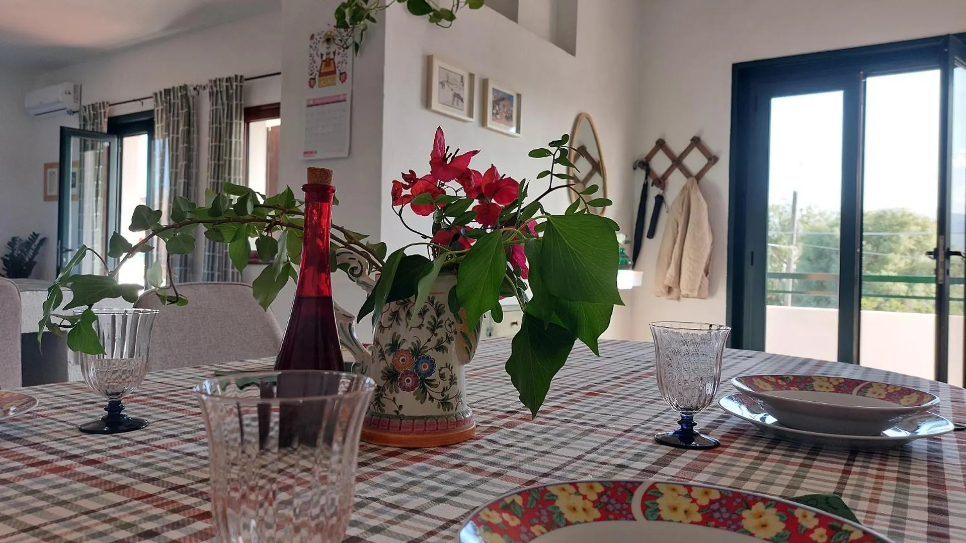 Happy Holiday Apartment 157 Sq M Near The Sea La Maddalena